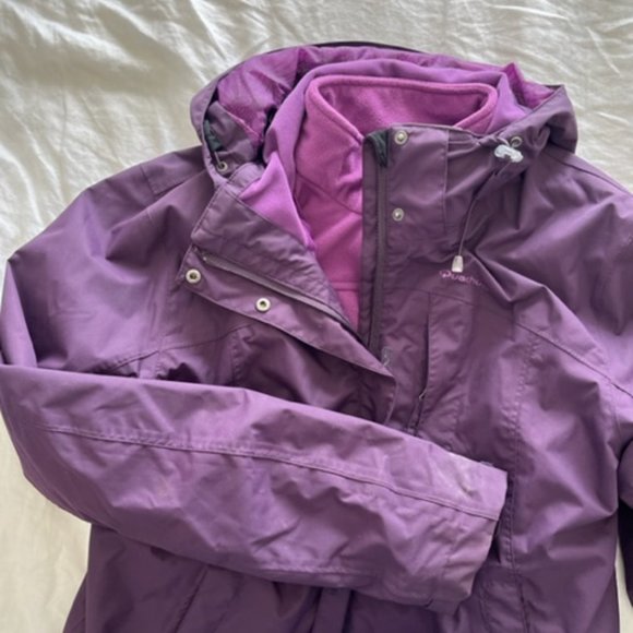 QUECHUA PLUM COLOURED WOMEN'S ANORAK JACKET, SIZE M - Picture 4 of 5